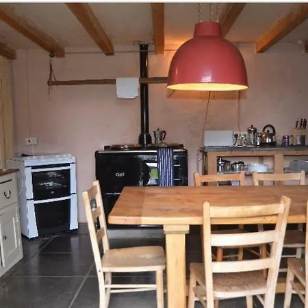 The Barn, Higher Boden, Manaccan, Helston, Cornwall Casa vacanze *